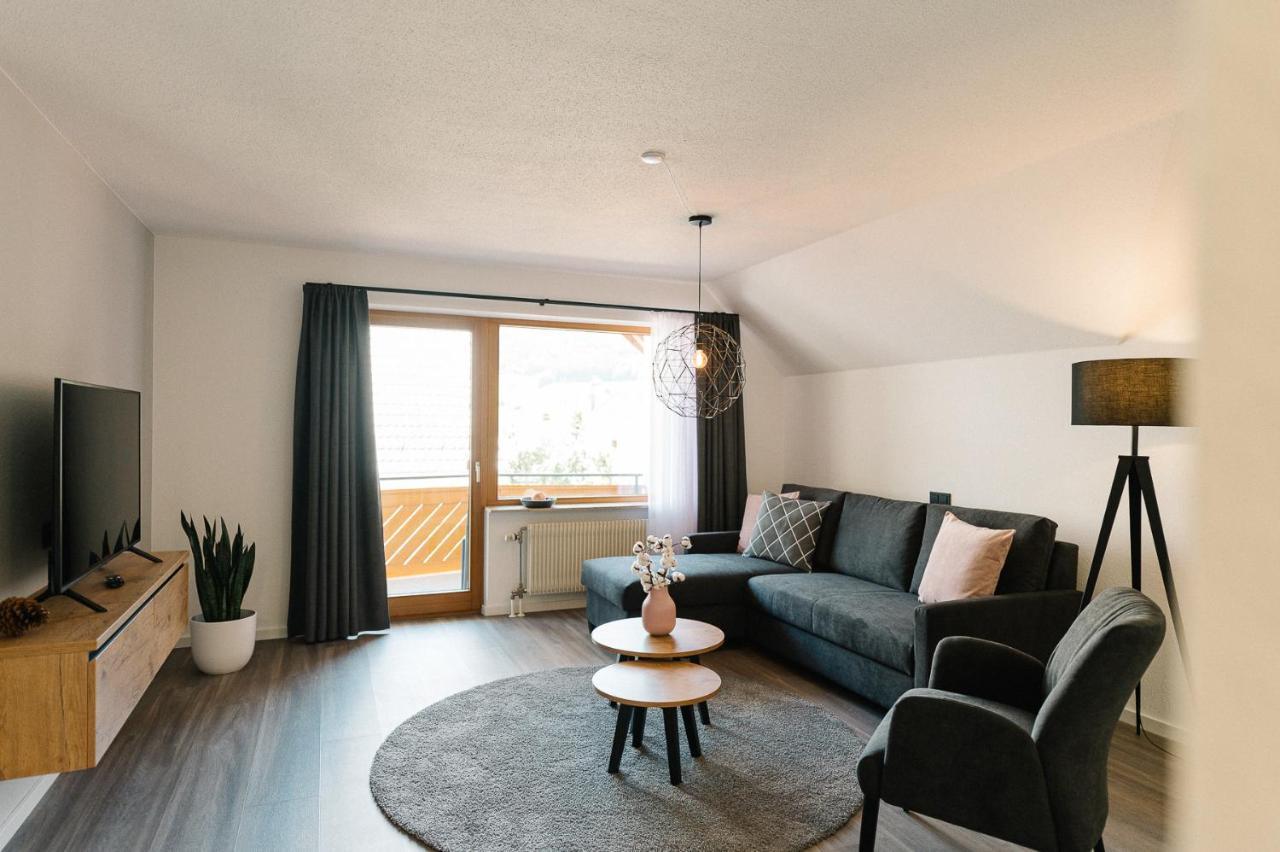 Moderne 2 Zi.-Fewo Blackforest Art Barrierefrei Naehe Freiburg Simonswald Extérieur photo