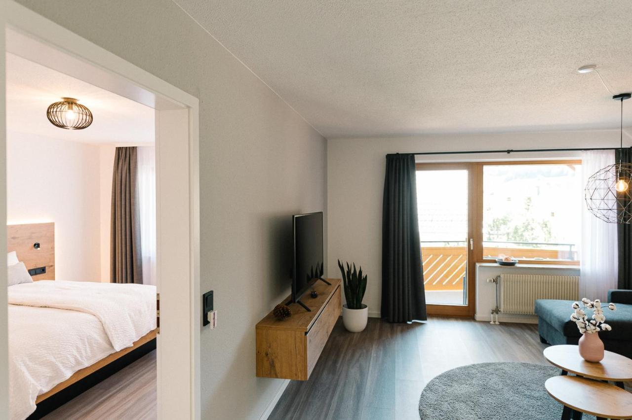 Moderne 2 Zi.-Fewo Blackforest Art Barrierefrei Naehe Freiburg Simonswald Extérieur photo